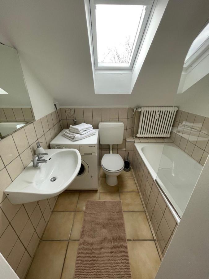 1,5 Zimmer Apartment, 38,5 Qm, Multimedia Tv, Uni, Hbf Duisburg Kültér fotó